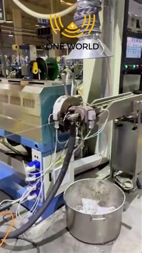 How Colored Optical Fibers Are Made 👀