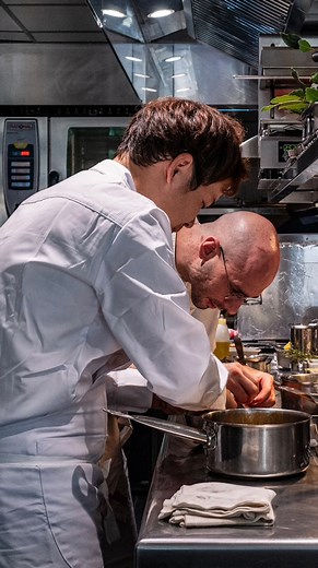 J’ai posé quelques questions à notre duo de choc en cuisine, et voici leurs réponses ! Et toi ? Viens partager les tiennes en commentaire ! cc @vandicla | Restaurant Pilgrim