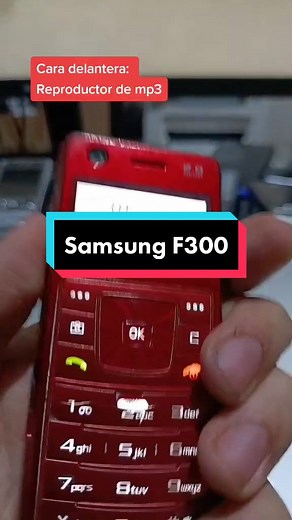 Samsung F300 Ultra Music - Celular de Paulina Rubio