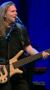 81K views · 4.4K reactions | Engenheiros do Hawaii - Eu que não amo você >>> Me segue no Instagram: www.instagram.com/musicapixels | submarino music | Facebook