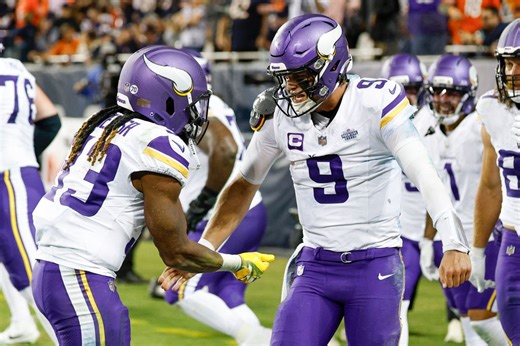 Watch: Vikings RB Aaron Jones Sr. feeling good after injuring right shoulder vs. Lions
