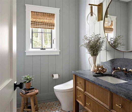 4 Paint Colors That Can Ruin Your Bathroom Instantly