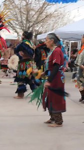 " Fuego " Sra. Lucia ( @La Rucca Puntocom) Ceremonia del Niño Jesus Danza Azteca Mazatl Lancaster California #aztecs #danza | Native Cultures Consortium