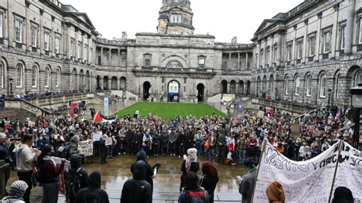 Pro-Palestine Glasgow uni students hold sick 'glory to our martyrs' banner