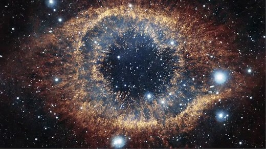 Helix Nebula Gleams Like a Golden Eye in New Photo
