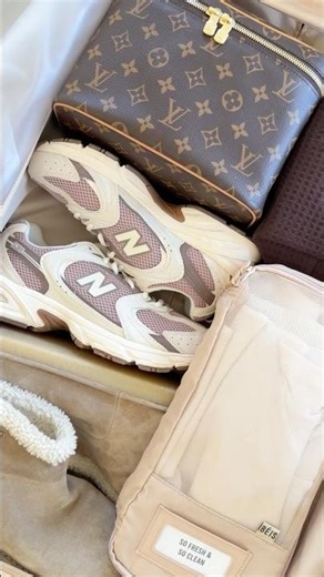 Pack my luggage with me 🧳 #packing #packwithme #travel