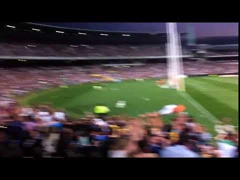 Mexican Wave as a metaphor for a wave in physics.