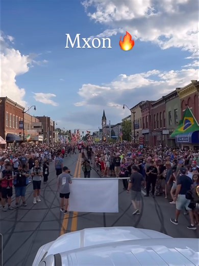 👀 Ever wonder what the riders see during the 2025 MXoN team presentation? Check out this POV from Jo Shimoda — lights, flags, fans, and the electric buzz of the Nations. 🇯🇵🏁 Nothing like being on stage repping your country in front of the world! 🌍🔥 #MXoN #JoShimoda #Motocross #TeamPresentation | MxMessiah