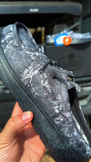 HEYDUDE x Jelly Roll Realtree Edge Wally Comf Slip Comfortable Lightweight Slip on Shoes — Rocking that black and gray exclusive Realtree camo pattern and footbed #jellyroll #HEYDUDEpartner #tiktokshopcreatorpicks #tiktokshopstockup #heydudejellyroll