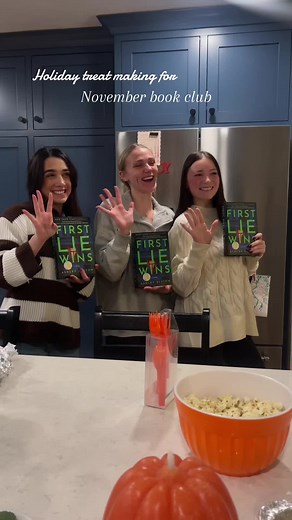 Delicious Snacks for Book Club Gatherings