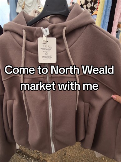 Exploring North Weald Market in Spring & Summer Colors