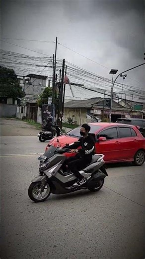 MOBIL MELUNCUR 22 ‼️ mobil merah lagi #automobile #momobilan #duet