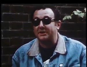 166K views · 4.6K reactions | 30 millions d'amis collector : Le resto de #Coluche Coluche disait : "si un chien est méchant, regarde qui est au bout de sa laisse". "Des fois on à plus de contact avec un chien pauvre qu'un homme riche" Immersion chez Coluche avec 30 Millions d'Amis (Officiel) Coluche, l'histoire d'un mec qui aimait les animaux. | Coluch'Art | Facebook