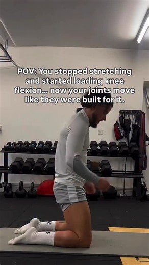 Alan Salgado Espino on Instagram: "POV: You stopped stretching and started loading knee flexion… now your joints move like they were built for it. Deep knee flexion isn’t something to fear — it’s something to train. Whether you’re post-op, rehabbing an injury, or just stiff from years of avoiding the bottom range… 👉 Gradual loading builds tissue capacity 👉 Controlled exposure improves joint tolerance 👉 Strength in range = resilience in real life Stop chasing passive stretch. Start building ac