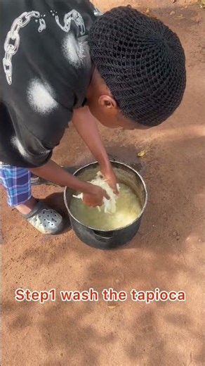 Washing & Sun-Drying Tapioca 🌾🍃 | Village Food Preservation