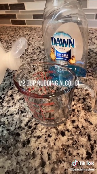 DIY Granite friendly all purpose cleaner #cleaningtiktok #clean #granite #DIY #easy #best