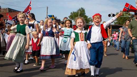 Generations share the Scandinavian spirit at Junction City festival