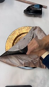 Let's create custom charger plates using our metallic transfer foil 😍 #transferfoil #diycrafts #customwedding #weddingdiy | Artistic Painting Studio