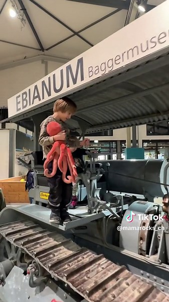 Besuchen Sie das Baggermuseum Ebianum in Fisibach bei Kaiserstuhl/AG