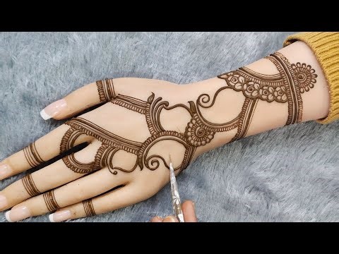 Wedding season special beautiful easy and simple back hand mehndi design/ Gorgeous mehendi for hands