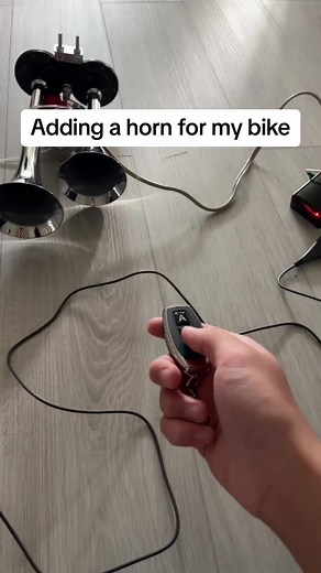 My bile is louder than your car#mtb #tech #trainhorn