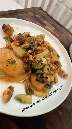 Butternut Squash Ravioli with Brown Butter Sage Sauce 🧈