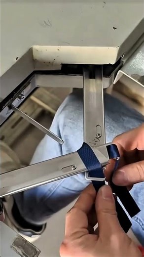 Operating an Automatic Fabric Cutting Machine | Efficient Factory Workflow