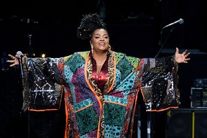 Jill Scott Joins 'Abbott Elementary' As Guest Star - HOT 97