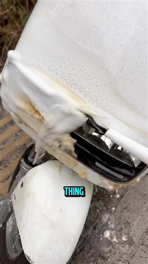 No need to replace those old,yellowed,or whitened car headlights-just use this #Detailling #detail #usaus #carlightclleaner #money