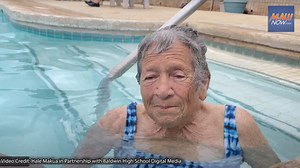 Former lifeguard, now Hale Makua resident, Jojo Apo, returns to the Wailuku Pool | Maui Now