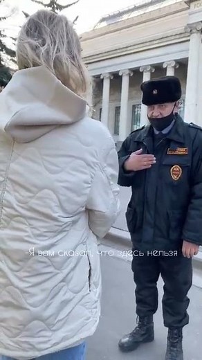 CASSIE WAS NOT ALLOWED INTO THE MUSEUM?!🏛😳