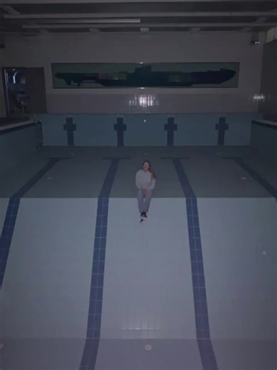 Liminal Spaces and Dreamcore: Exploring Backrooms in a Weirdcore World