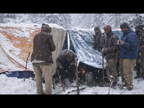 Village Life in Heavy Snowfall | Surviving Cold in the Mountains||(village lifea)