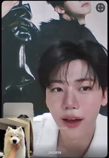 하 웃겨 이 누님 각종 사모예드 사진으로 본인을 가려놓으셔서 제민이 재노랑 영통하는 것 같음ㅋㅋㅋㅋㅋㅋㅋㅋ