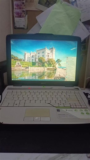 Laptop Jadul Acer Aspire 4720z: Hidupkan Lagi dengan Linux Fun OS