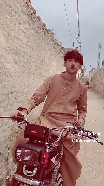 🥀بے_____وفا____ بے_____وفا #💔💔💔 @A D A N #umarzada⚜️