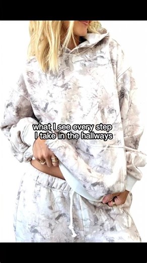 no hate tho wear what u want #voice #tiktok #fadinhas #ishamalviya #naoflopa #relatablememes #fyp