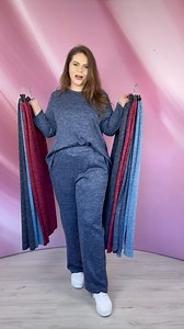 488K views · 4.1K reactions | 臨 Pantalon din tricot – doar 159 lei! Confortabil, cu talie înaltă, buzunare și elastic la cordon  Material plin, moale și foarte comod — ideal pentru sezonul rece   Mărimi 44–62  Comandă rapid pe WhatsApp 0759 386 555, telefonic sau direct pe mosk.ro | Mosk.ro | Facebook
