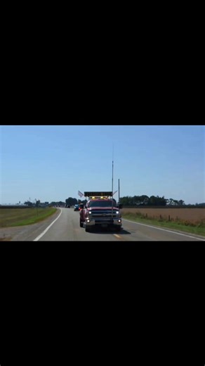 7.5K views · 359 reactions | #heavyhaul #OversizeLoad | Diamond Heavy Haul Inc. | Facebook