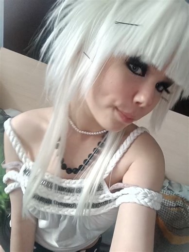 my life is a party!! #myspace #scene #scenekid #scenemo #sceneemo #emo #2000 #2007s #2000s #sceneqween #bbydoll #mafanyachokoleyzi #08 ##fyp #fypシ #theelectricdiorama