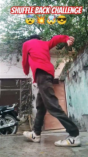 Back View shuffle Dancing 😱😨 Try this Challenge 😎 #shorts #youtubeshorts #shuffle