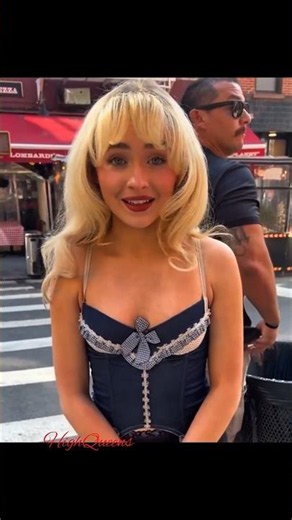 She Had No Idea She Was Talking to THE Sabrina Carpenter 😭❤️ #shorts #sabrinacarpenter