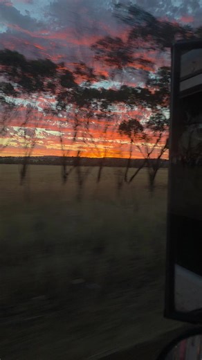 What a sunset Perth has delivered tonight #sunset #Aussietrucker #trucking #fyp #greatsouthernland