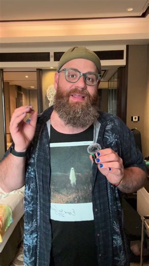 You NEEEEED to SEEEEE Leviathan! This movie rules SO HARD! It may be the best underwater movie of all time. PUT THAT ON YOUR TOAST AND EAT IT! . . . #thething #thevoid #splinter #aliens #theabyss #leviathan #hauntingseason #movienight #moviereview #movierecommendation #horrormoviesuggestions #horrormovie #horrormovies #horrortok #hauntingseasonmovieclub