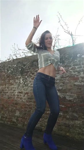 la critique facile derrière l'écran 😂 #romainlulu #dingo #dancer #humor #musique #dance #funny