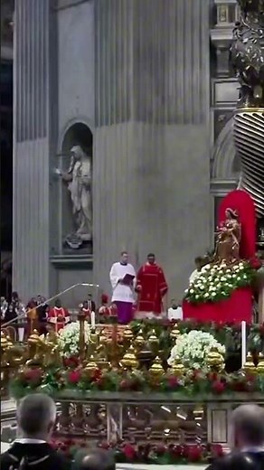 🙏 Prayer So Intense They Supported Him Under the Arms — Two Nuns Helped the Priest 😢🔥