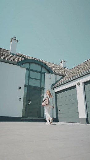 Découvrez un projet #MaisonsCompere ! Cette maison 4 façades construite à Barchon est une construction inspirée des modèles de notre catalogue mais personnalisée par les propriétaires 🤩 #home #homesweethome #maison #construction | Compere