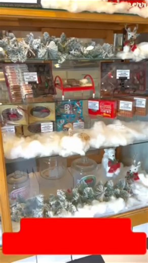 Dewars Candy Shop on Instagram: "Our favorite time of year! #christmas #taffy #chocolatelovers #gourmetcandy #foodie #holidaygifts"