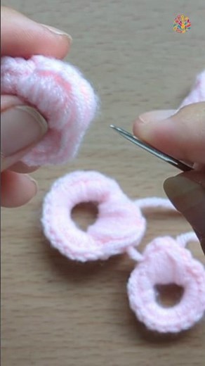 🌸 Easy DIY Yarn Flower Tutorial – Beginner Friendly & Super Cute!