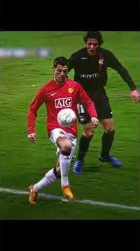 2007 Ronaldo shows off technique to knock down his second teammate Anime